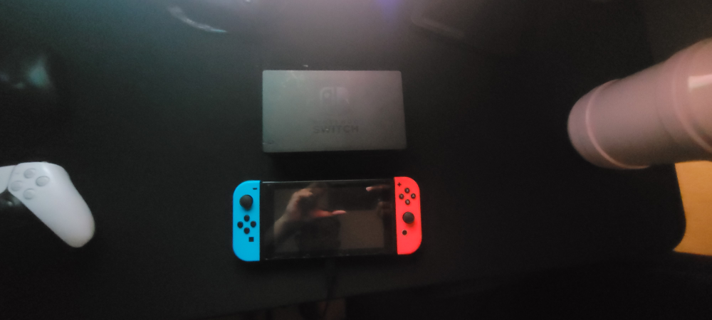 Nintendo Switch Console with Luigi's Mansion 3 Game and Dock - photo 5