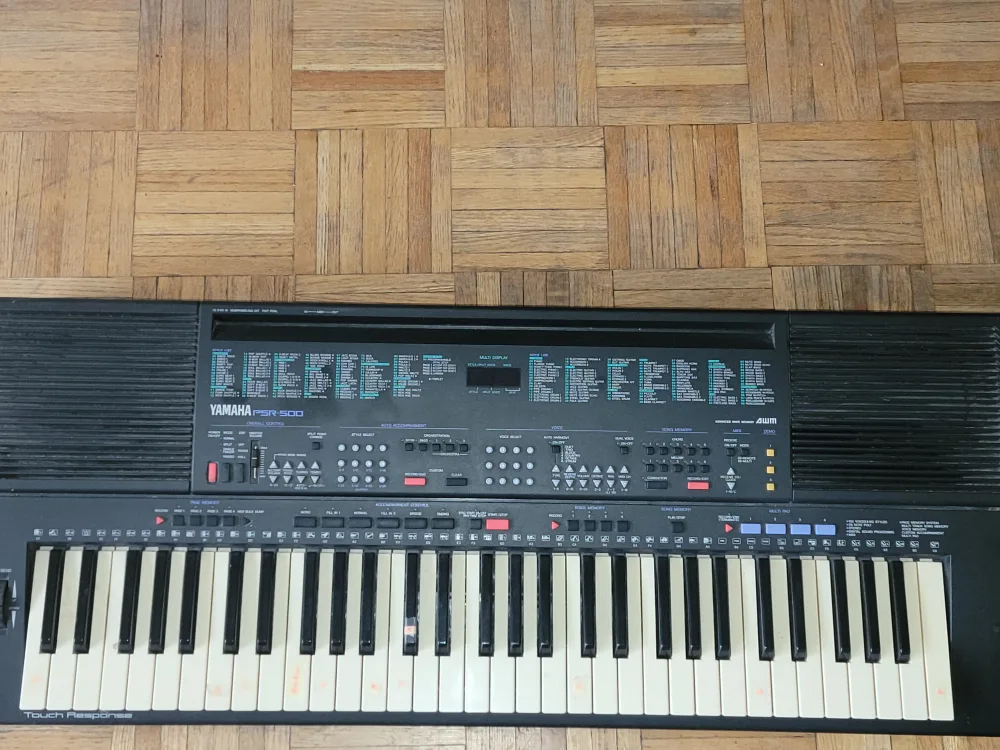 Yamaha PSR-500 Keyboard thumbnail