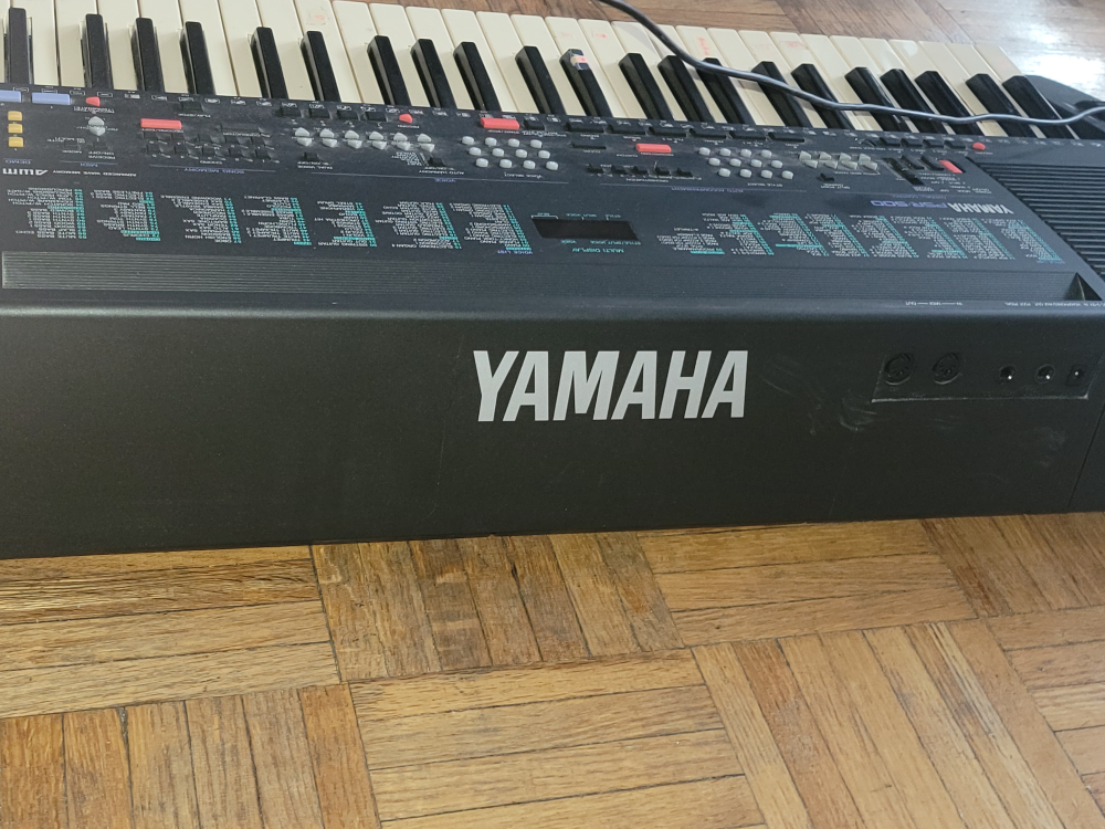 Yamaha PSR-500 Keyboard - photo 3