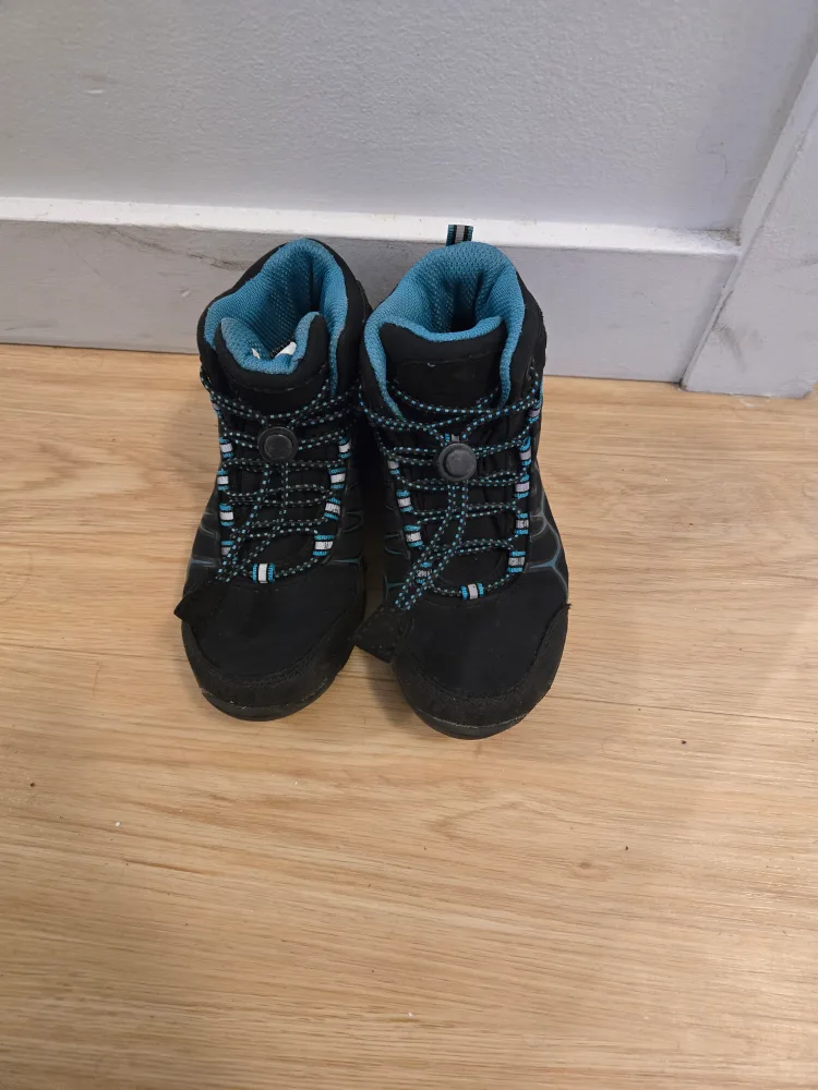 Softshell Kids' Waterproof Hiking Boots - Size 11 thumbnail