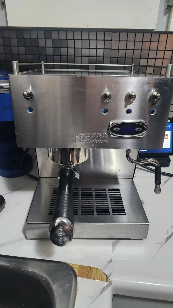 Ascaso Coffee Machine & DeLonghi Coffee Grinder image indicator(4)