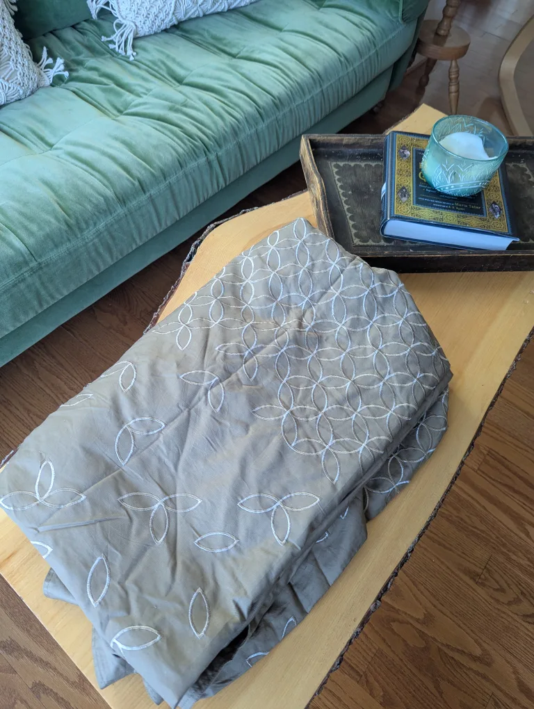 Queen Grey Duvet Cover thumbnail