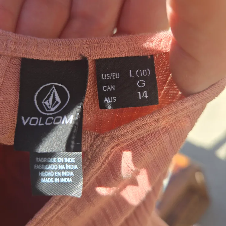 Volcom Dress - Size L- Ribbed Light Salmon image indicator(3)