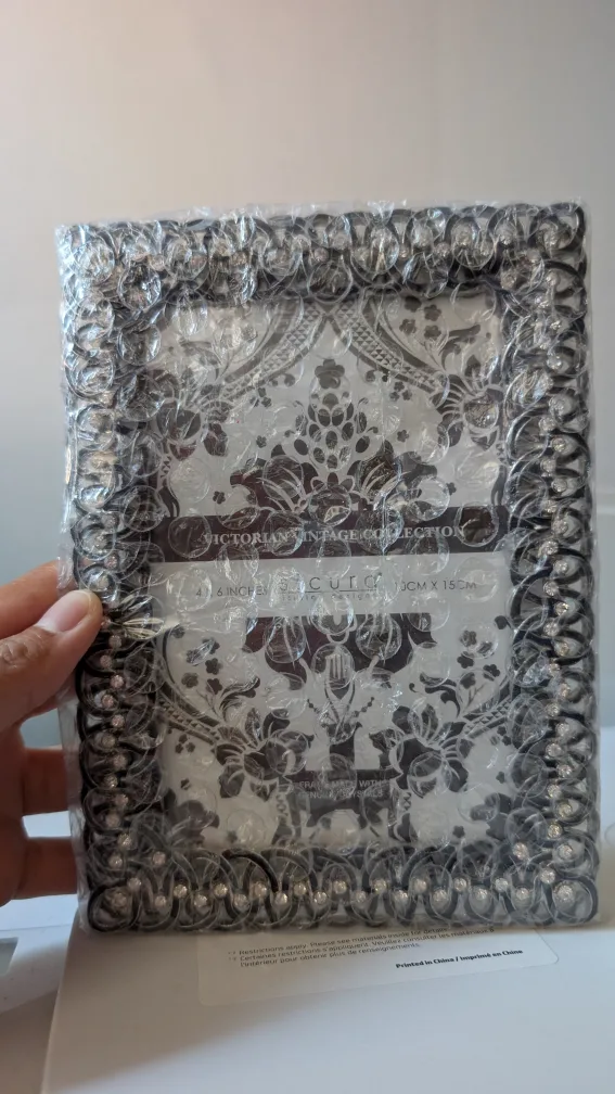 Victorian Vintage Collection 4x6 Picture Frame thumbnail