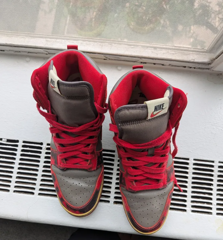 Nike Dunk High Red/Gray Sneakers thumbnail