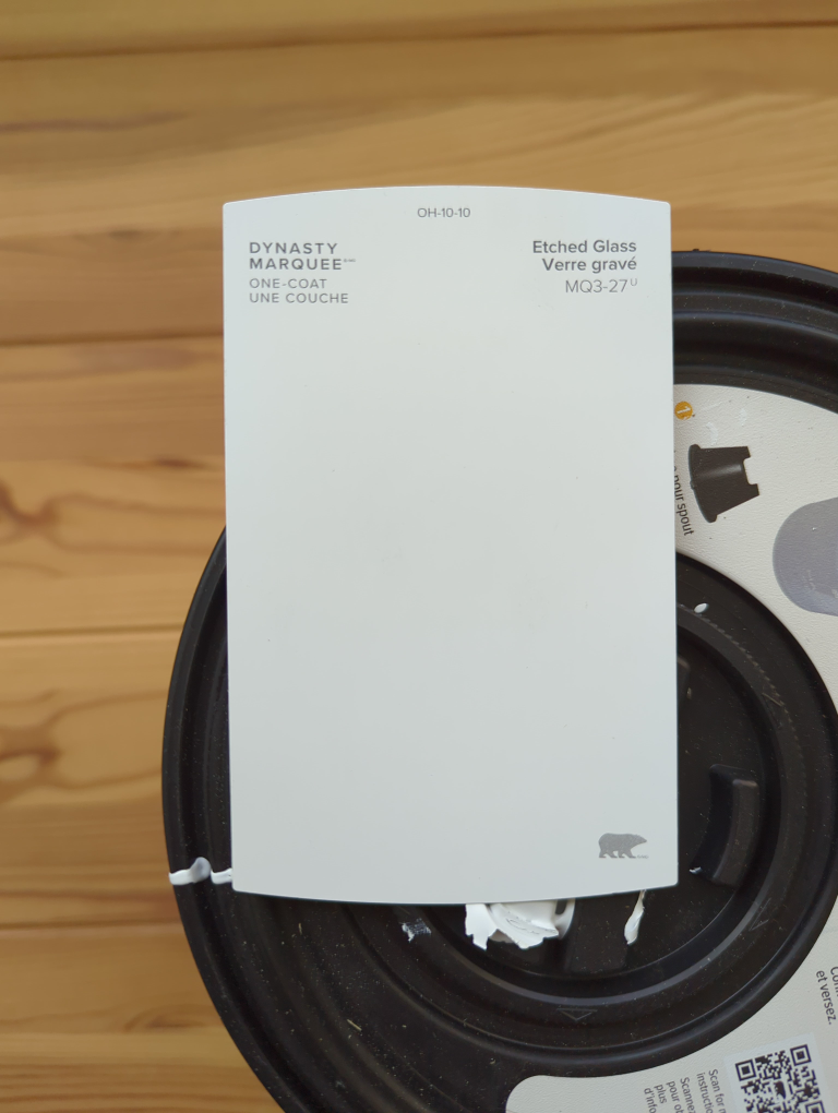 Behr Premium Plus Interior Eggshell Paint - Etched Glass Grey 🇨🇦 - photo 2