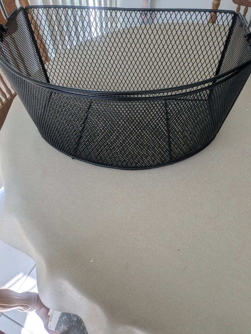 Black Wire Basket thumbnail