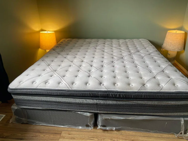 Queen Size Mattress thumbnail