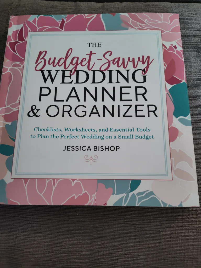 The Budget-Savvy Wedding Planner & Organizer thumbnail