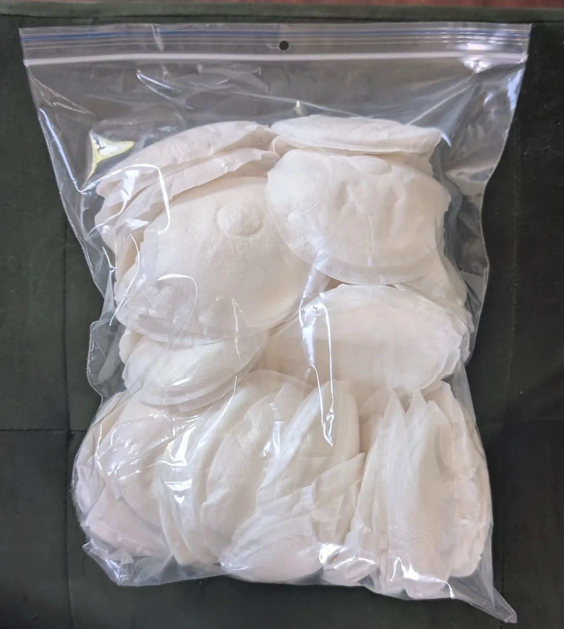 Nursing pads (about 20 pairs) thumbnail