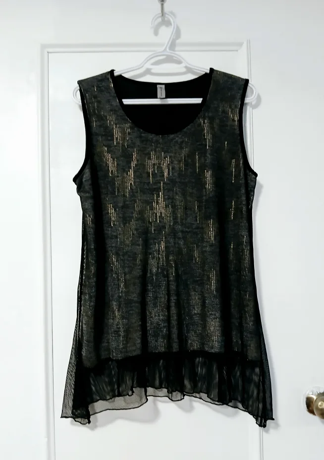 Women XL Sleeveless Top thumbnail