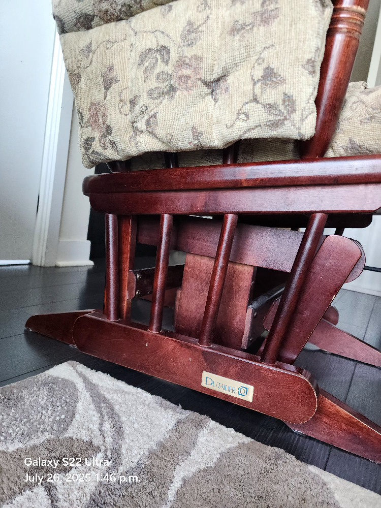 Nursery chair/ Glider - photo 3