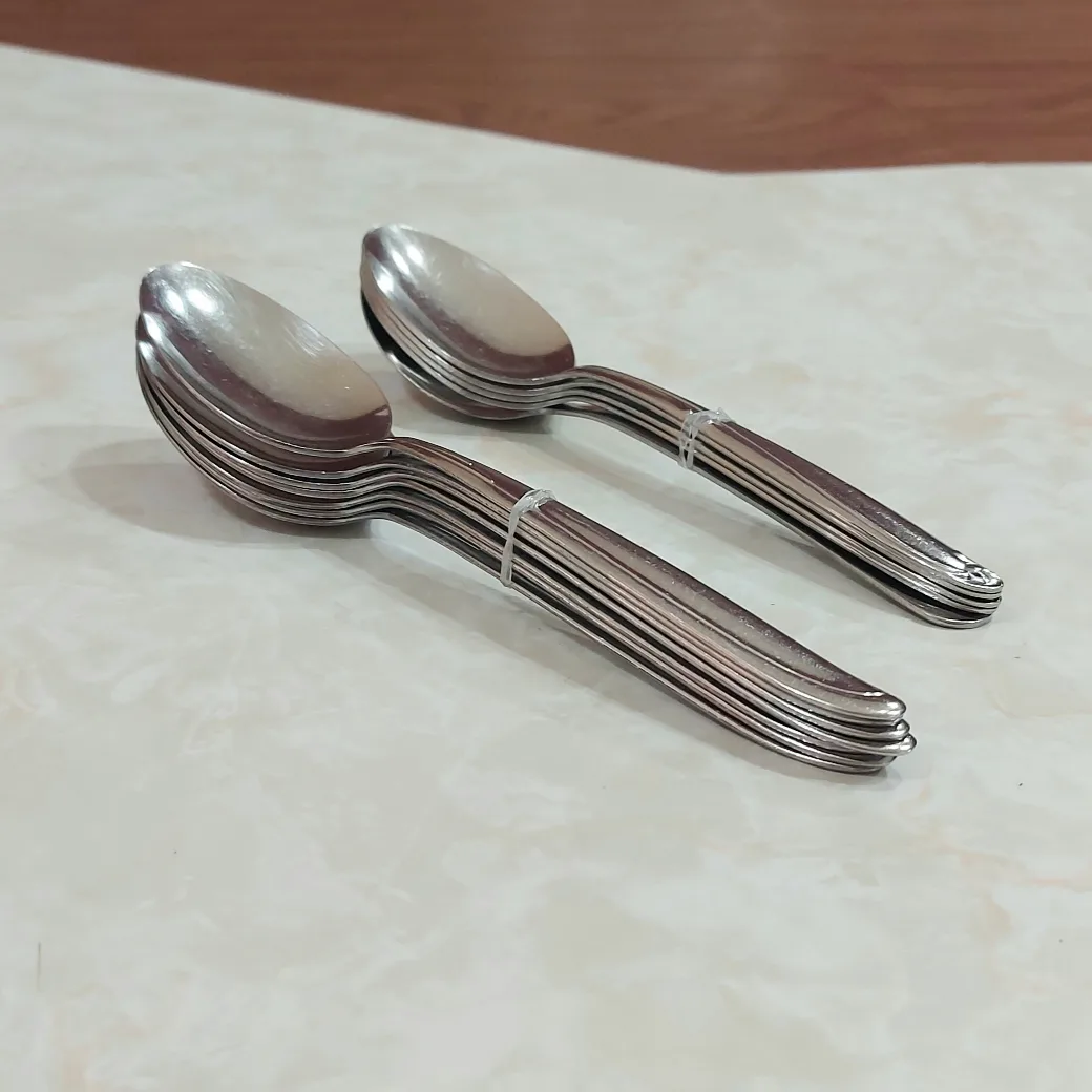 FREE table spoons 🇨🇦 thumbnail