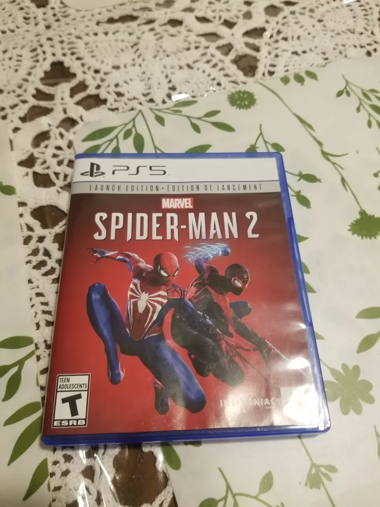 PS5 Slim Disc Spiderman 2 Edition Bundle image indicator(8)