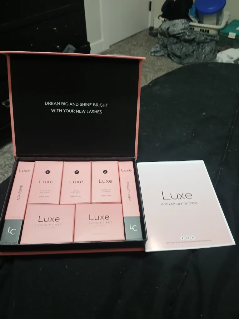 Luxe Lashlift Set - Like New! thumbnail