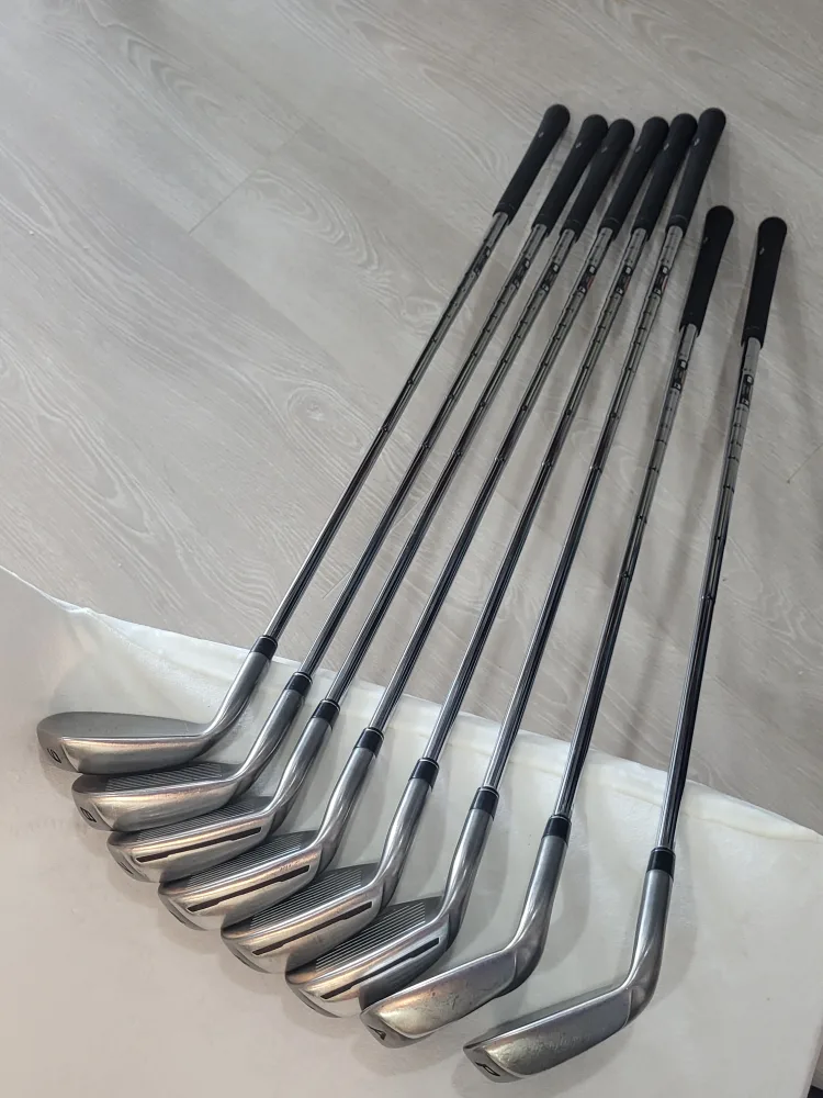 TaylorMade Burner Golf Iron Set image indicator(3)