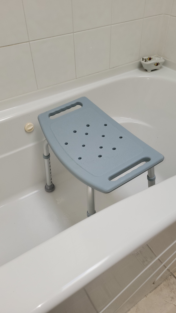 LikeNew Bath & Shower Chair Non-Slip Seat Adjustable - photo 2