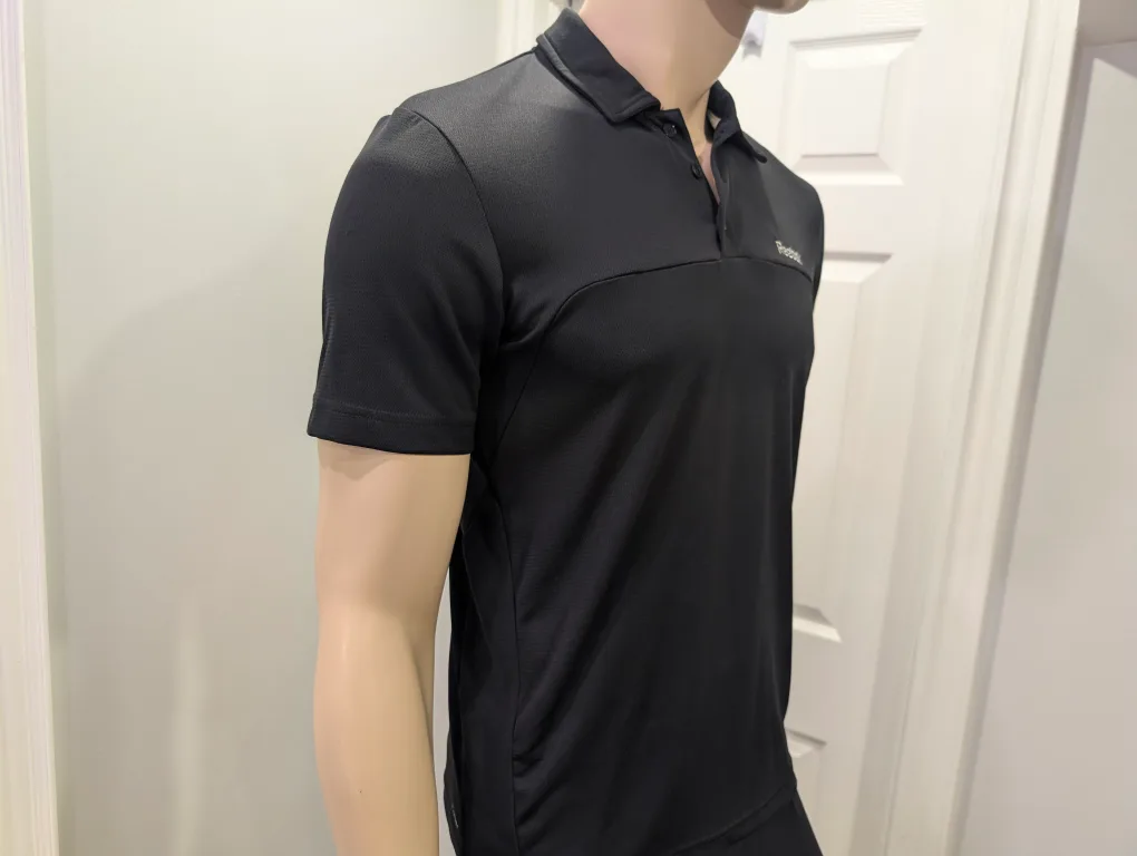 EUC - Men's Reebok Golf Polo Shirt image indicator(2)