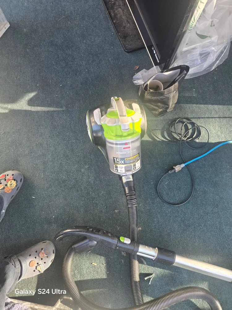 Bissell PowerClean Multi-Cyclonic Bagless Canister Vacuum thumbnail