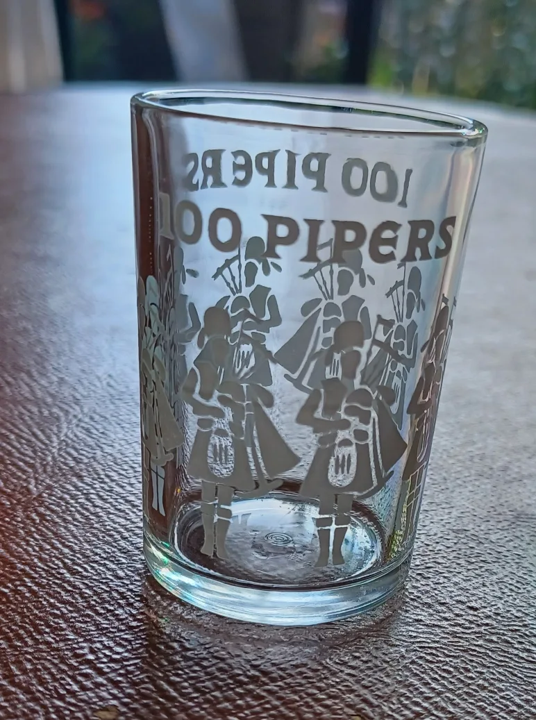 Vintage Seagrams 100 Pipers Scotch shot glass thumbnail