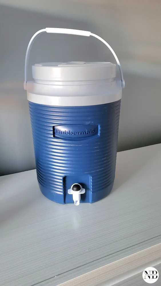 2 Gallon Jug-Like New! thumbnail