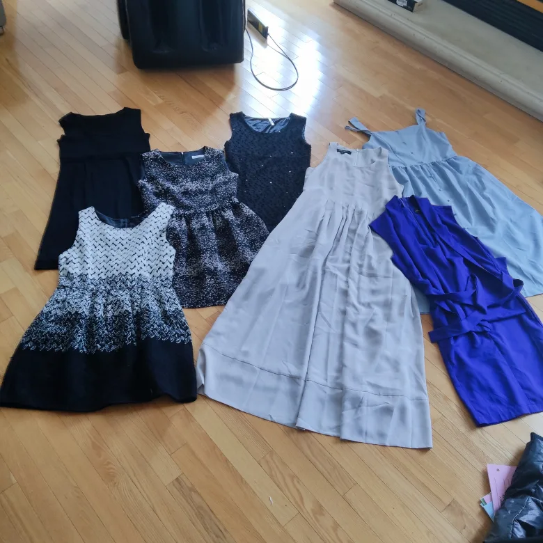 Female Dresses thumbnail