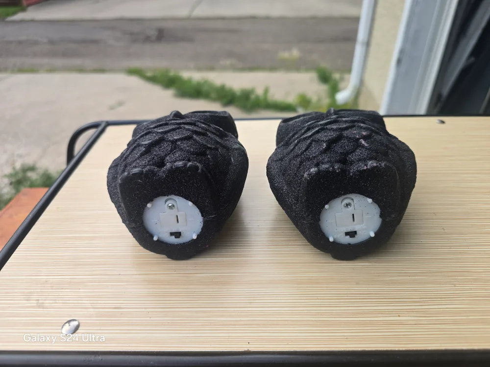Pair of Black Owl Figurines image indicator(3)
