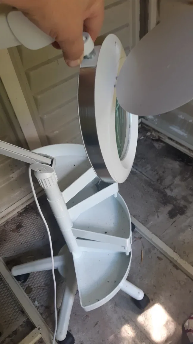 spa Rolling Magnifying Lamp with Stand thumbnail