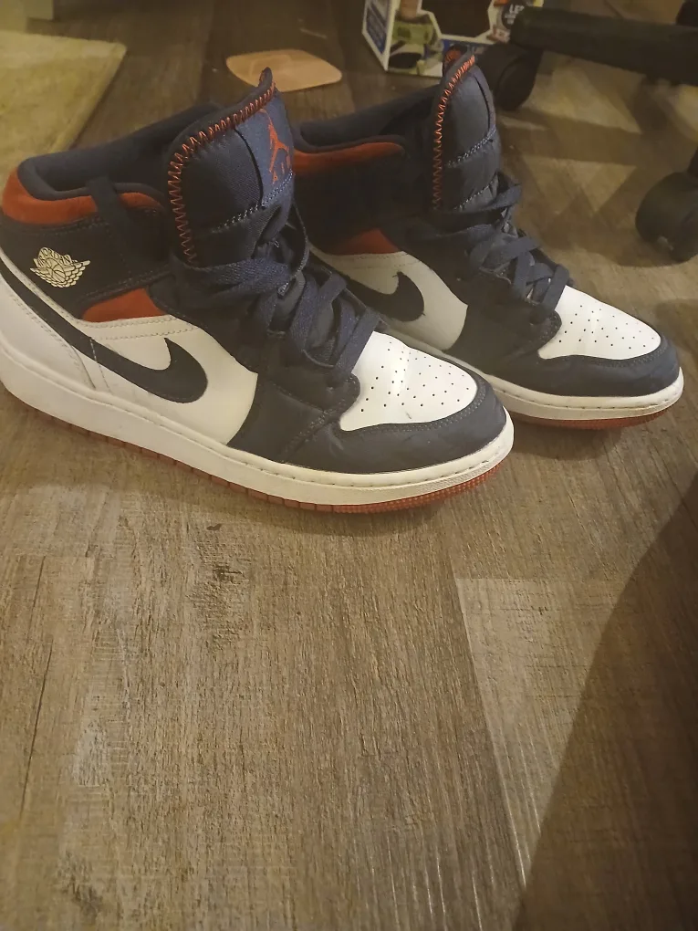 Air Jordan 1 Mid SE Union Black Toe thumbnail