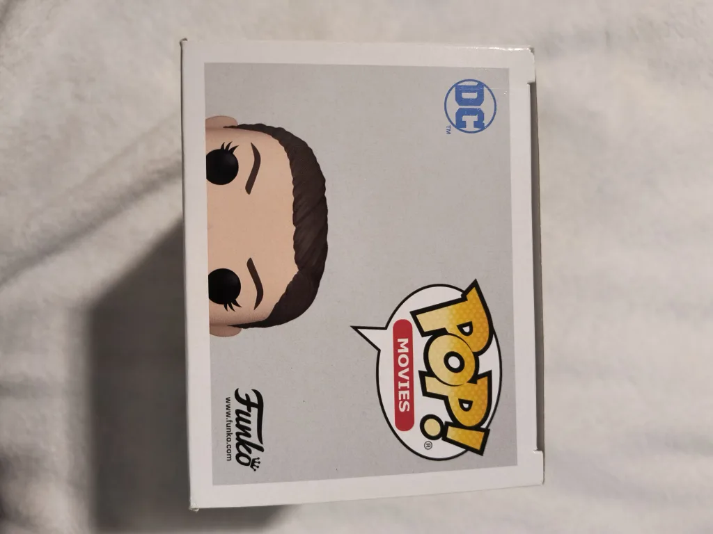 Justice League Funko Pop - Diana Prince image indicator(4)