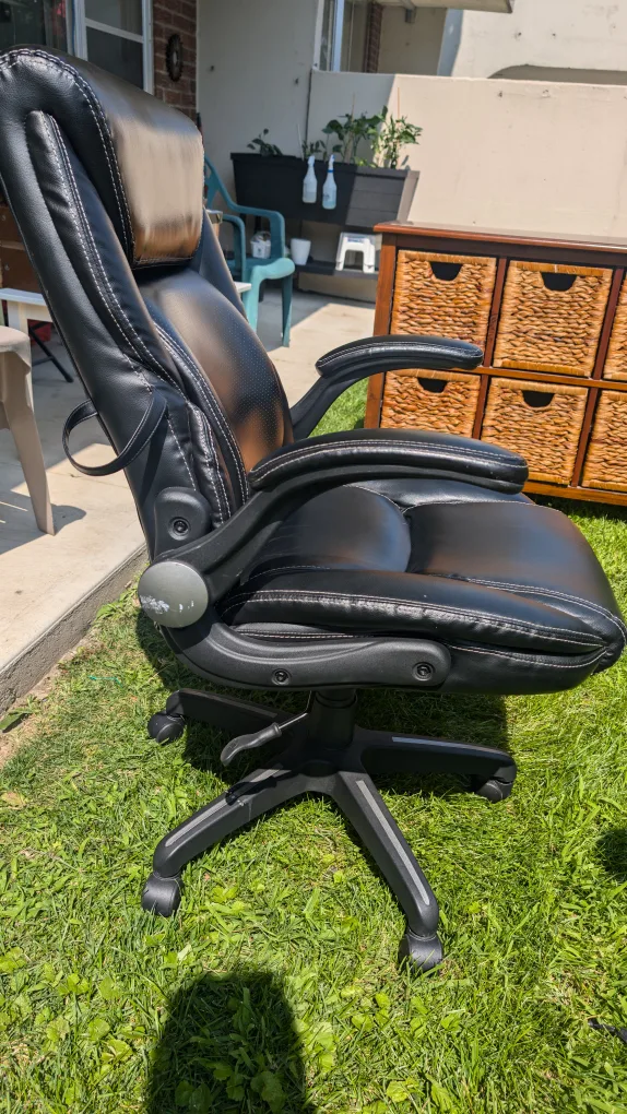 Serta Black Office Chair thumbnail