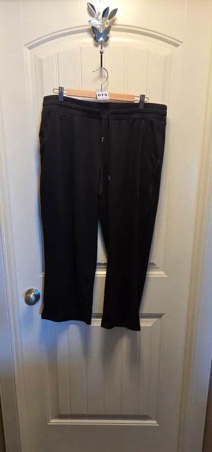 2XXL Tuff Athletics Black Capris thumbnail