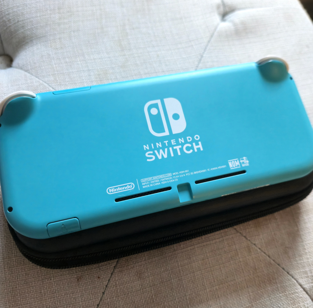Nintendo Switch Lite - photo 2