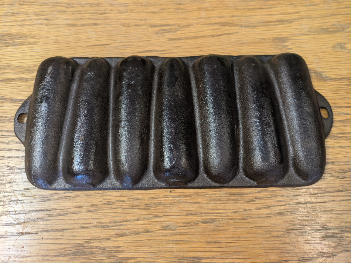 Unmarked Wagner corn stick pan - photo 2