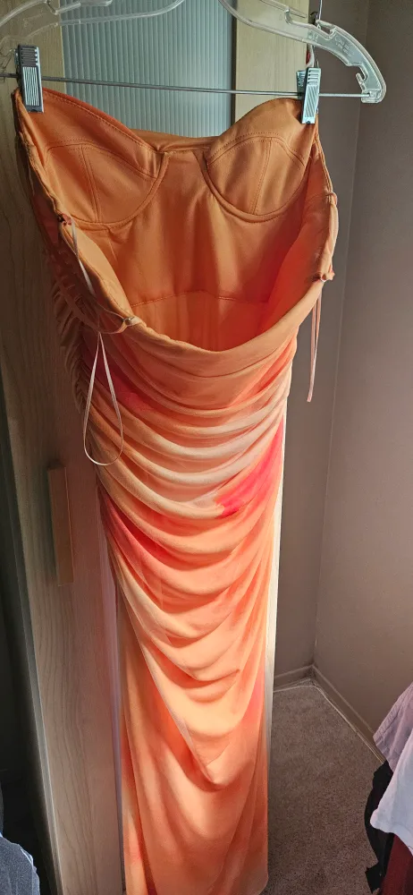 Zara Orange Dress - Size L image indicator(3)