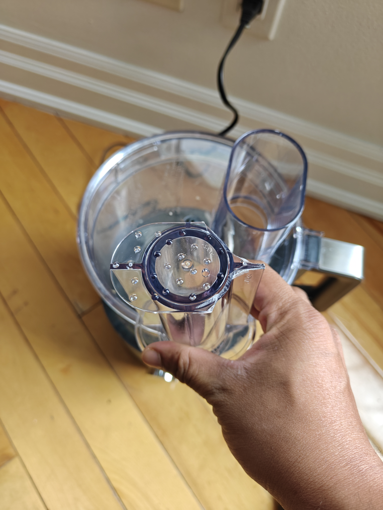 GE Food Processor w/ 8 Accessories heart 🧡 - photo 3