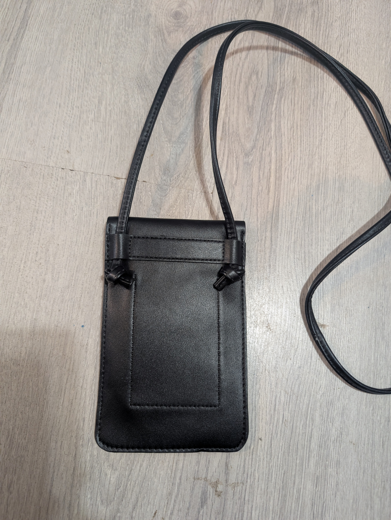 Bench. Black Phone Bag with Strap - photo 2