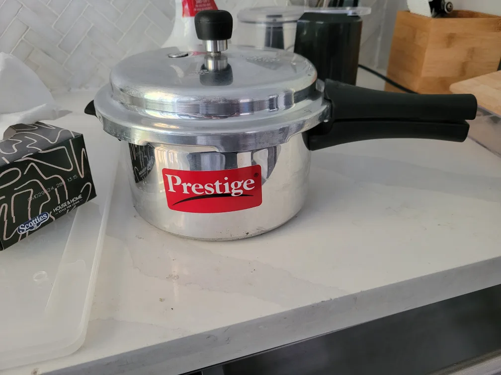 Prestige Popular Pressure Cooker thumbnail