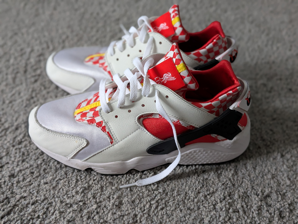 Nike Air Huarache Liverpool Edition