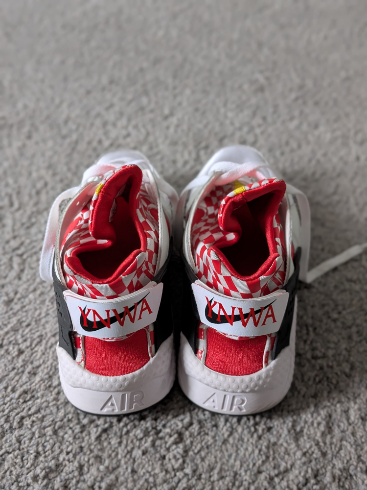 Nike Air Huarache Liverpool Edition - photo 2