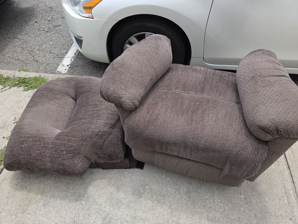 Comfortable Brown Recliner Chair