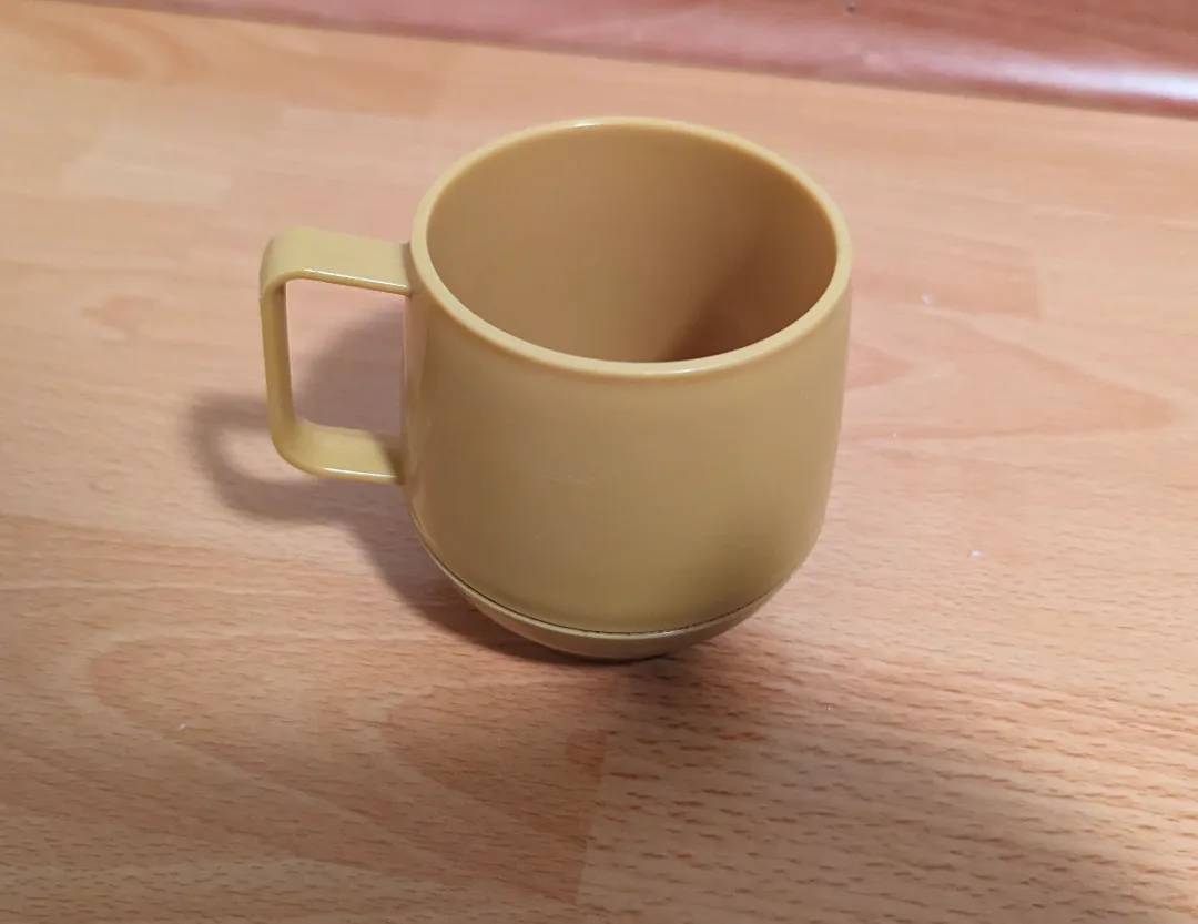 Retro Beige Mug thumbnail