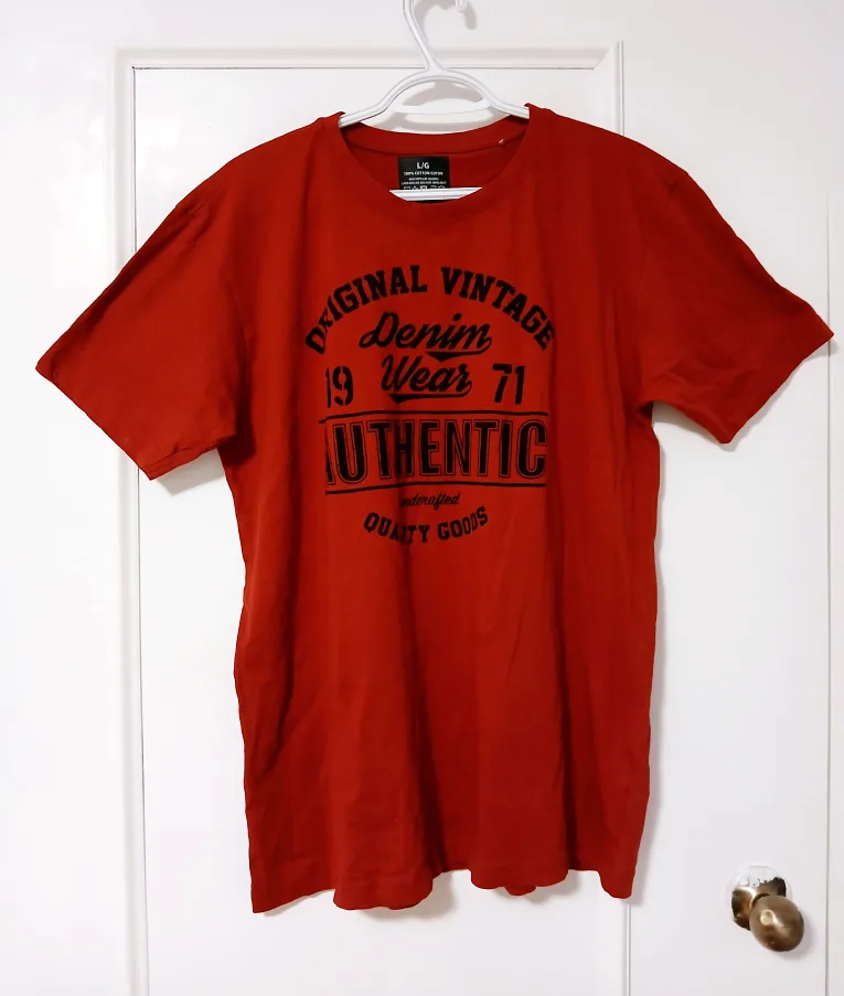 Men Large Vintage Denim Wear Red T-Shirt thumbnail