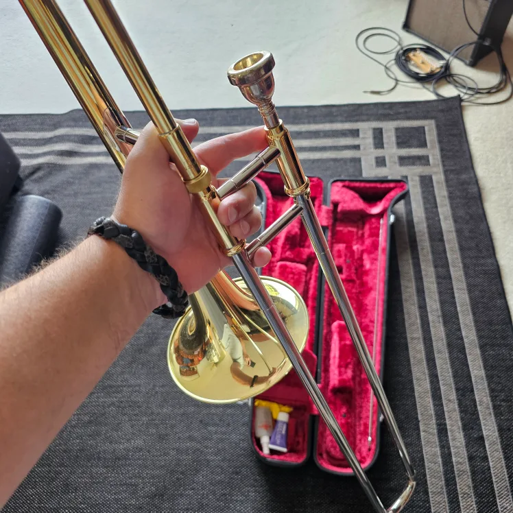 Yamaha YSL-354 Trombone with Case image indicator(3)