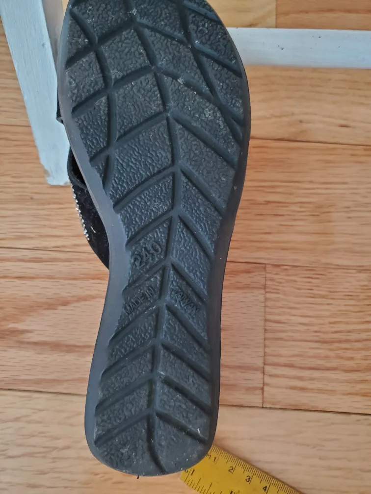 Veronica Beaded Sandals - Size 7 image indicator(3)