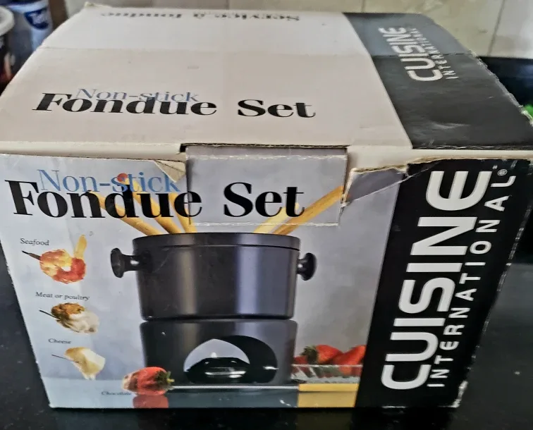 Cuisine International Non-Stick Fondue Set thumbnail