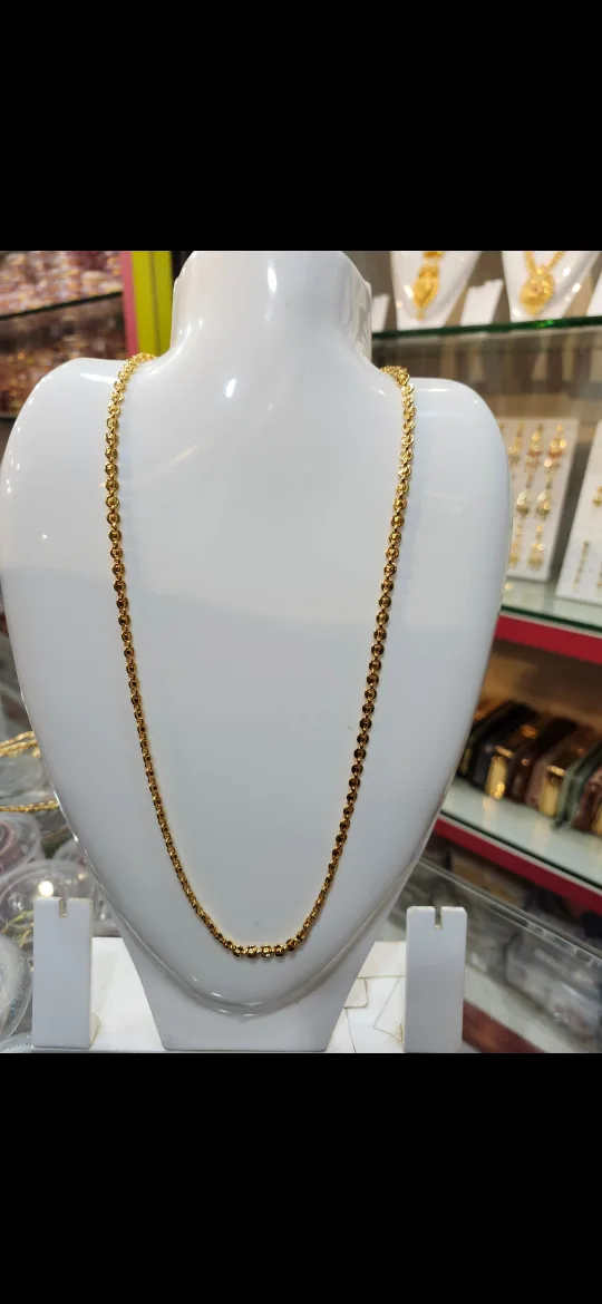 BNWOT Gold Chain Necklace 🇨🇦 thumbnail