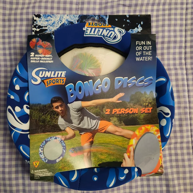 NEW Outdoor Soft Frisbees & Kush set. $8 image indicator(2)