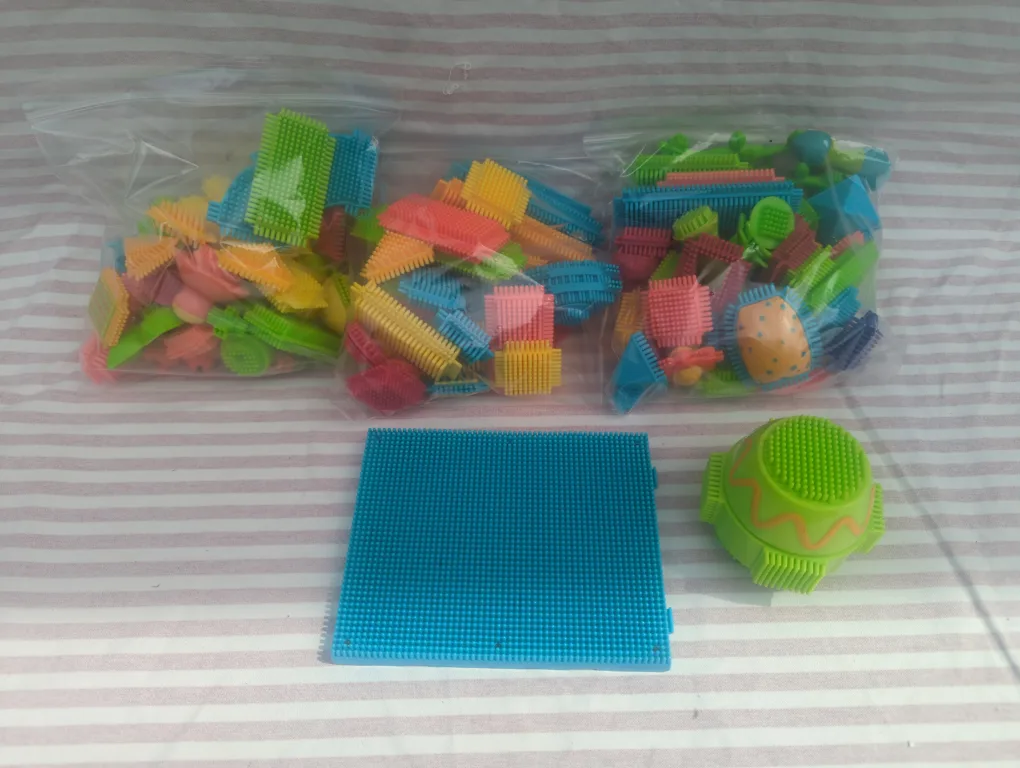 Bristle Blocks Set thumbnail