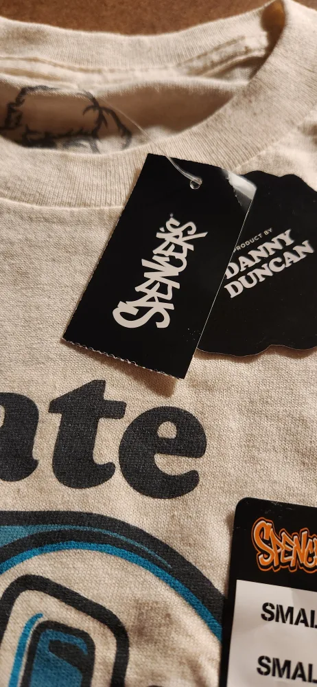 Spencers Danny Duncan T-Shirt - Small 🇨🇦 thumbnail